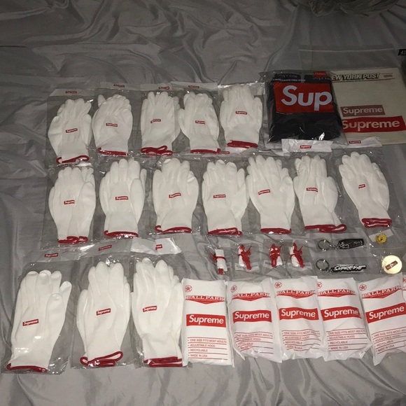 Supreme Only Mystery Box🆕 - Picture 2 of 11